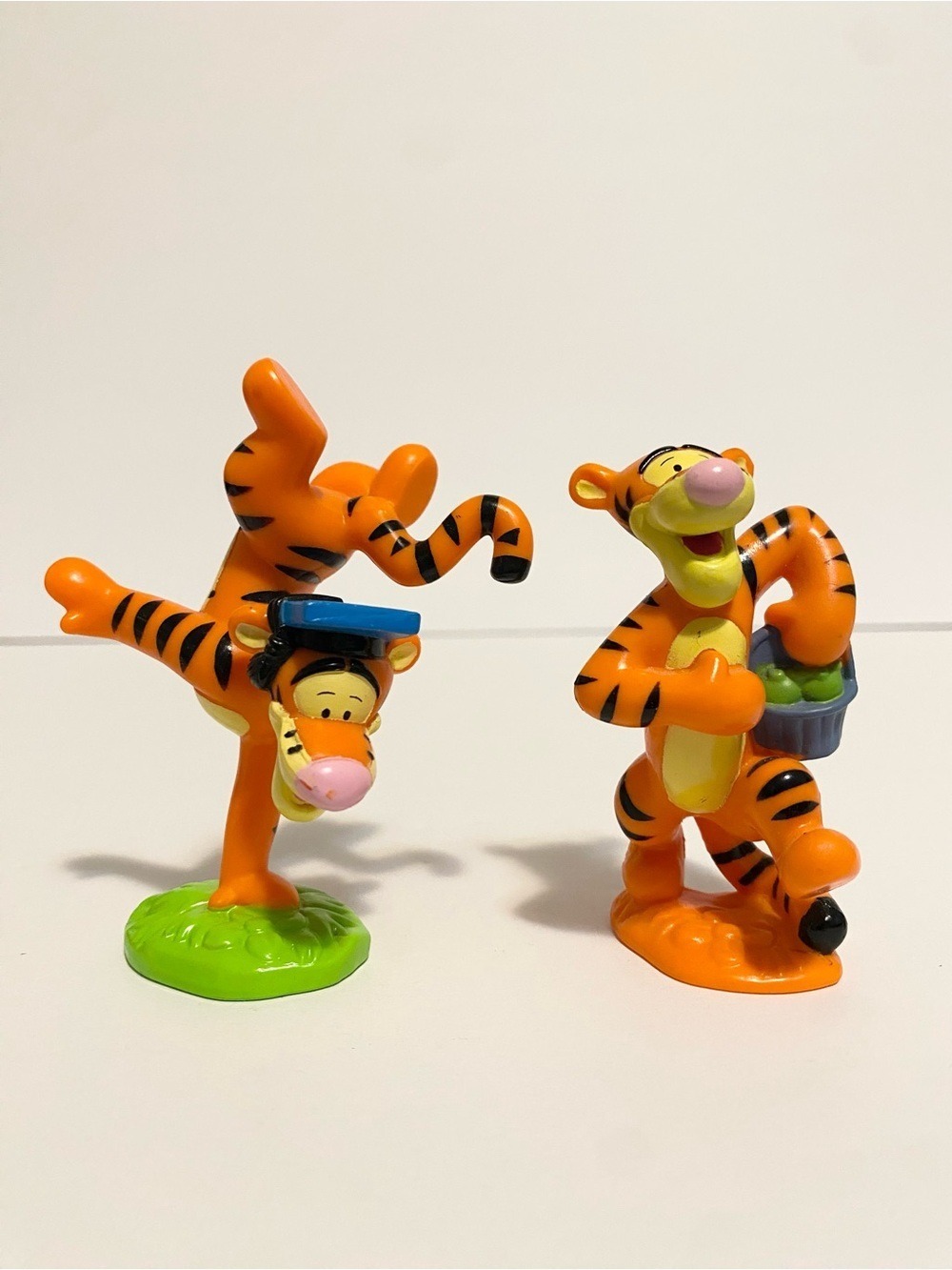 Disney Winnie the Pooh Tigger Vintage Cake Topper Lot of 2 Toy Figures Tiger